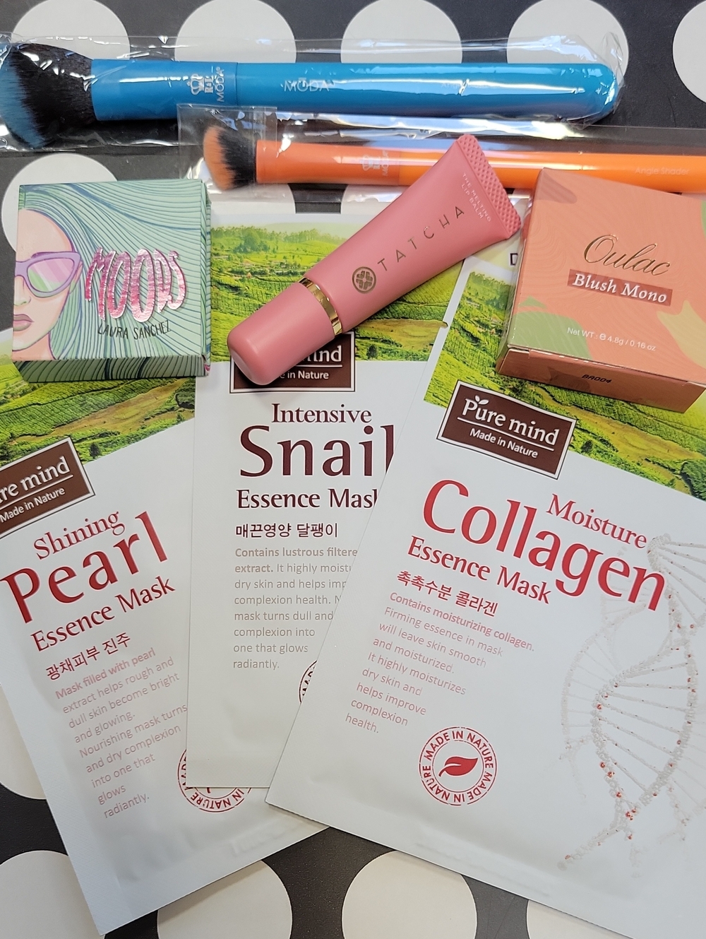 NWT- 8pc Makeup / Skincare Mashup